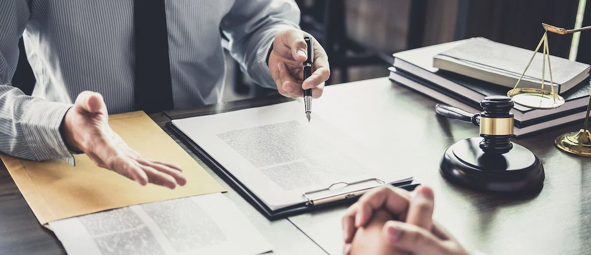 4 Things to check before finalizing a real estate law firm attorney